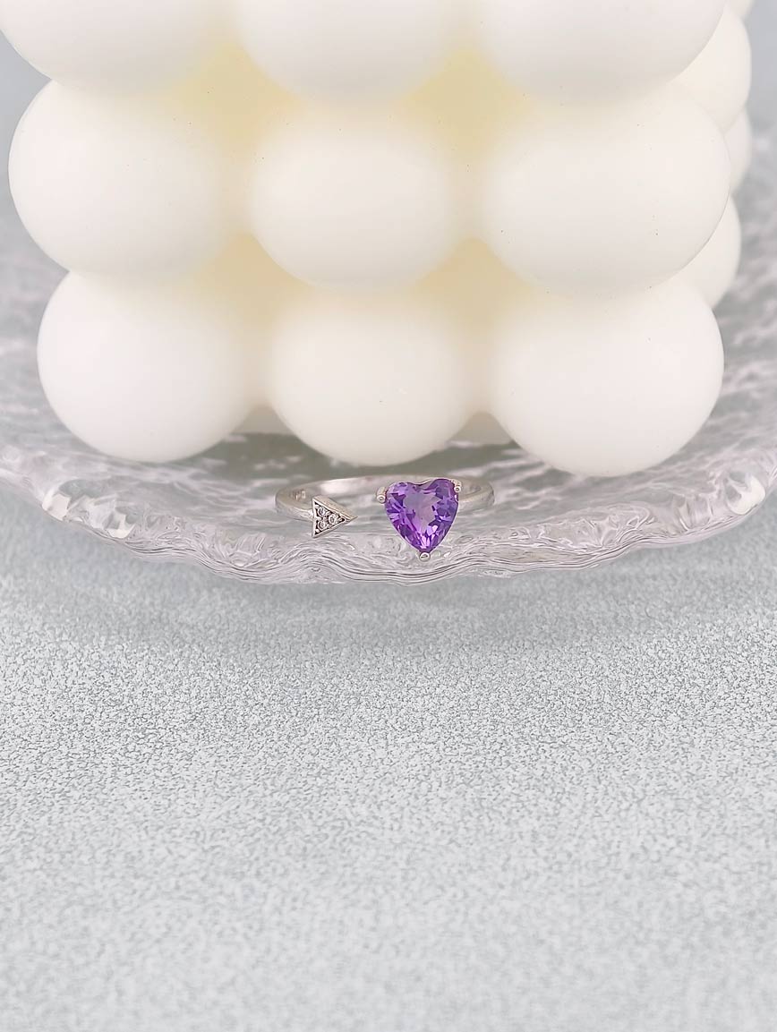 Heart Amethyst Ring image