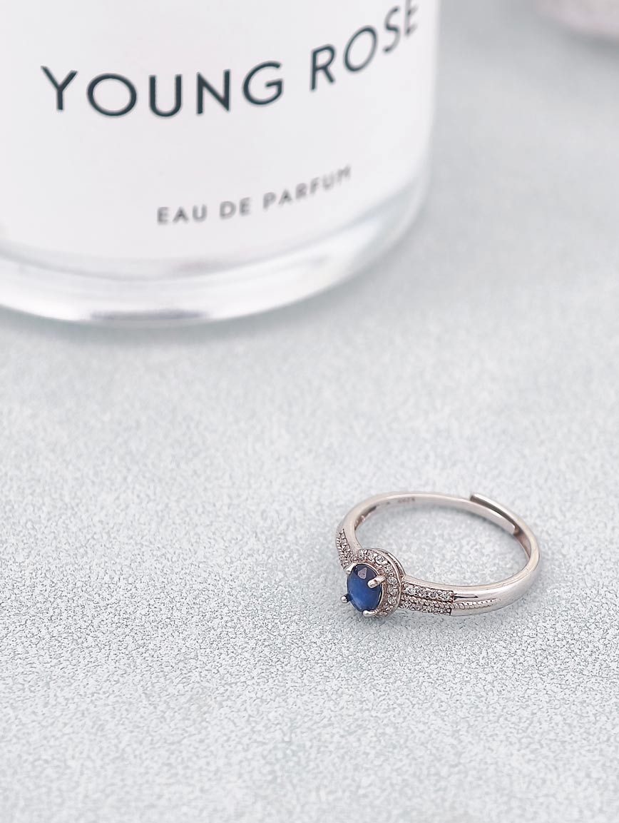 Natural Sapphire Ring image