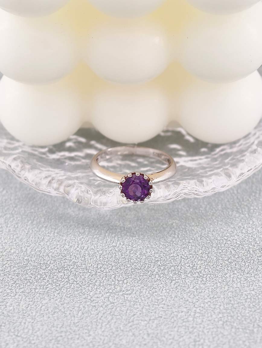 Amethyst Simple Style Ring image