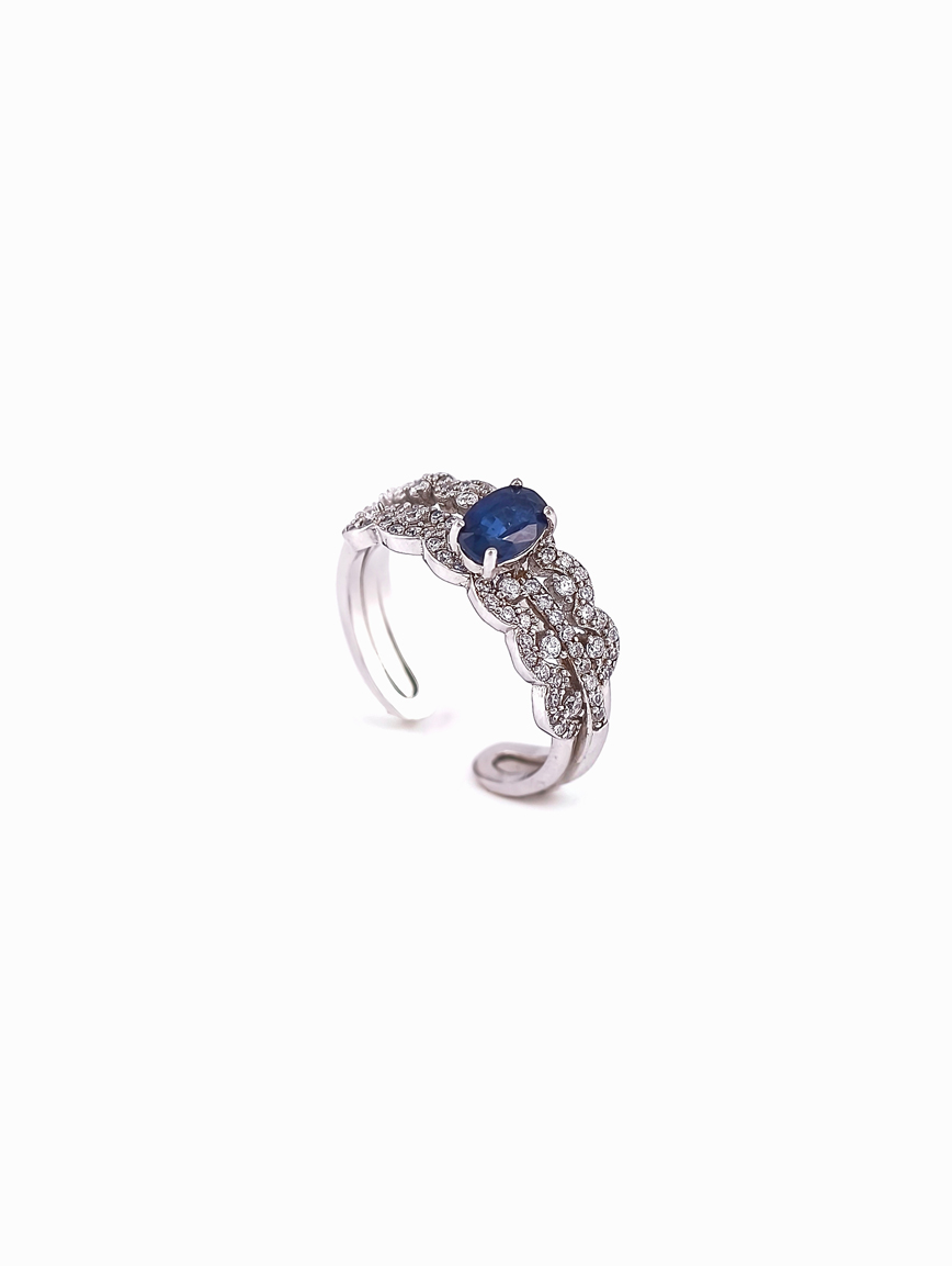 A dual Wearing Sapphire Ring